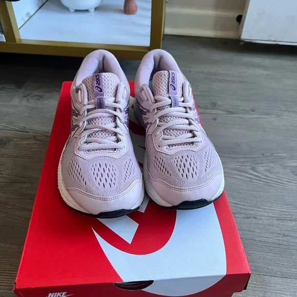 ASICS Women’s Gel Contend 7 ‘Barely Rose’ 1012A911 - Picture 2 of 6